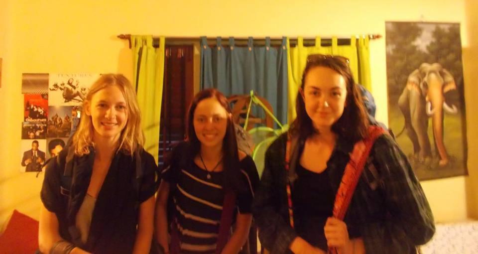 Calcutta Backpackers Homestay -Only For Backpackers & Travellers Экстерьер фото