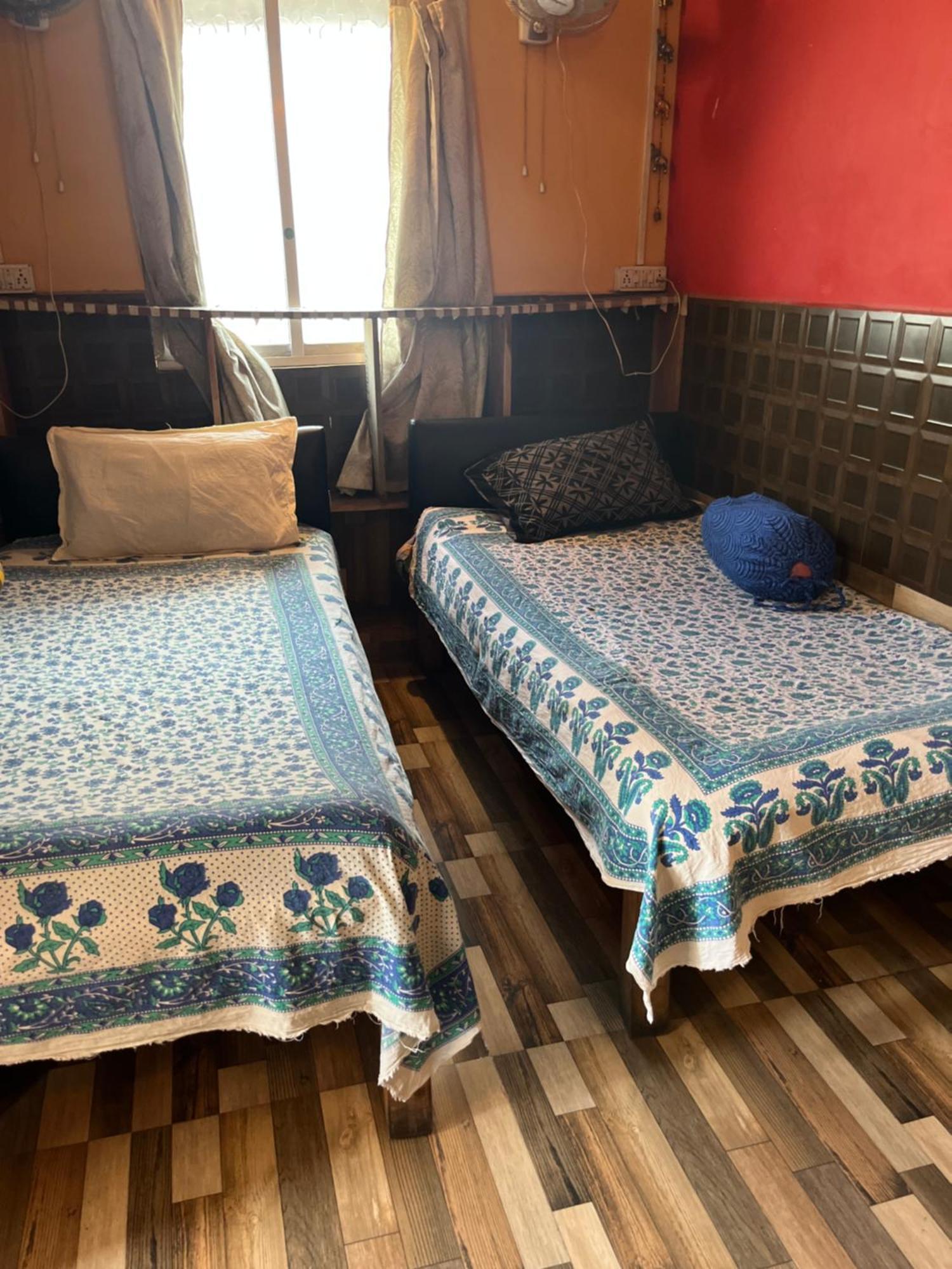 Calcutta Backpackers Homestay -Only For Backpackers & Travellers Экстерьер фото