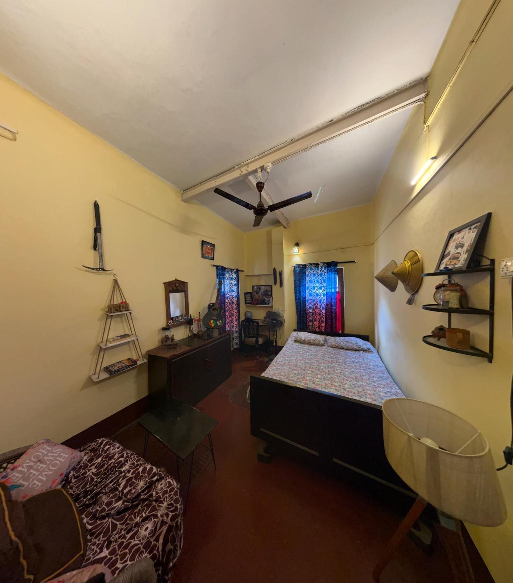 Calcutta Backpackers Homestay -Only For Backpackers & Travellers Экстерьер фото