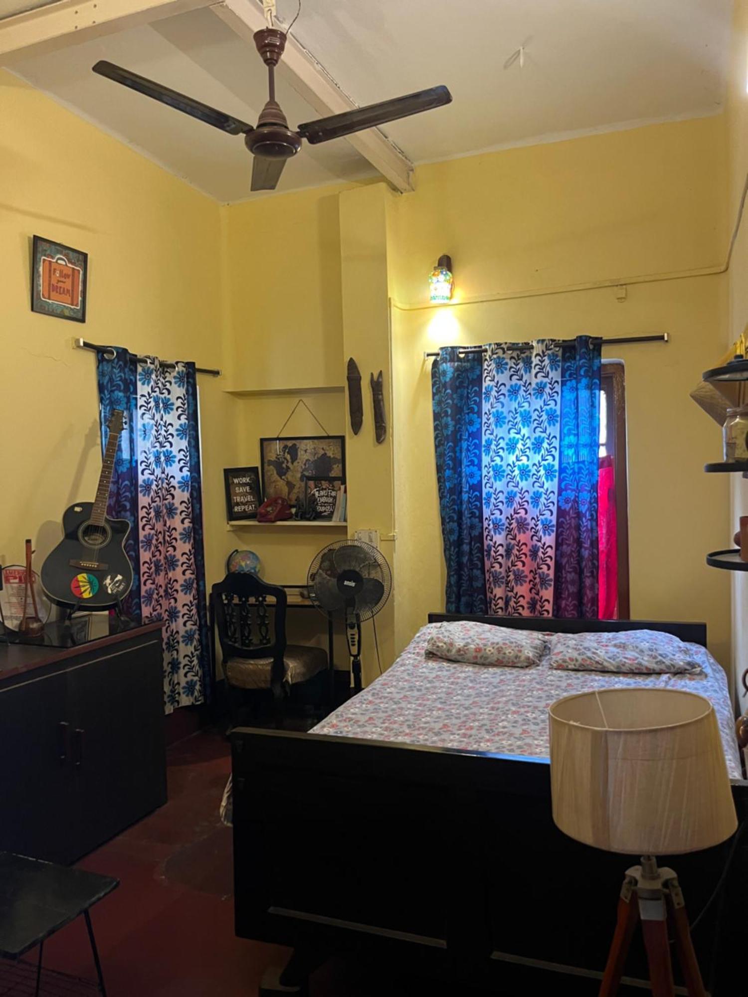 Calcutta Backpackers Homestay -Only For Backpackers & Travellers Экстерьер фото